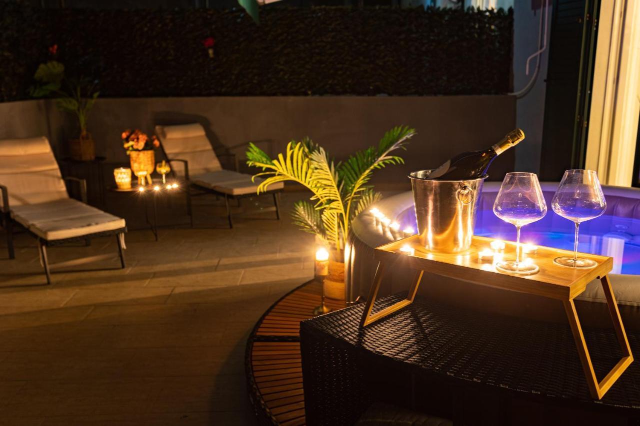 Oasis Luxury Apartment With Terrarce And Jacuzzi 斯普利特 外观 照片