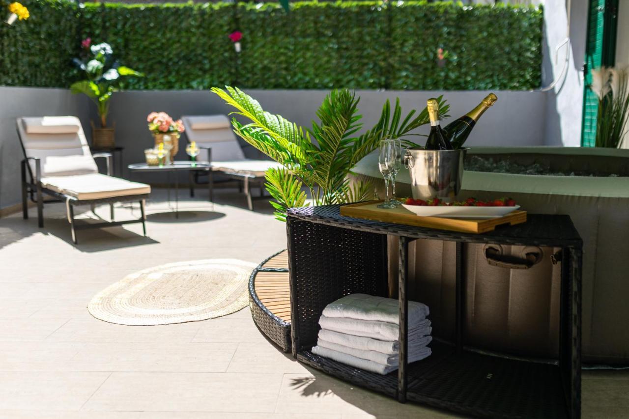 Oasis Luxury Apartment With Terrarce And Jacuzzi 斯普利特 外观 照片
